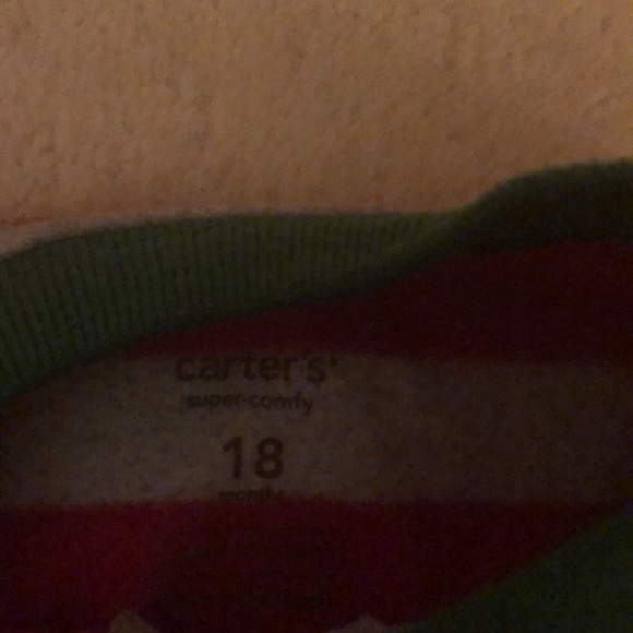 Holiday footsie pajamas - Picture 3 of 4